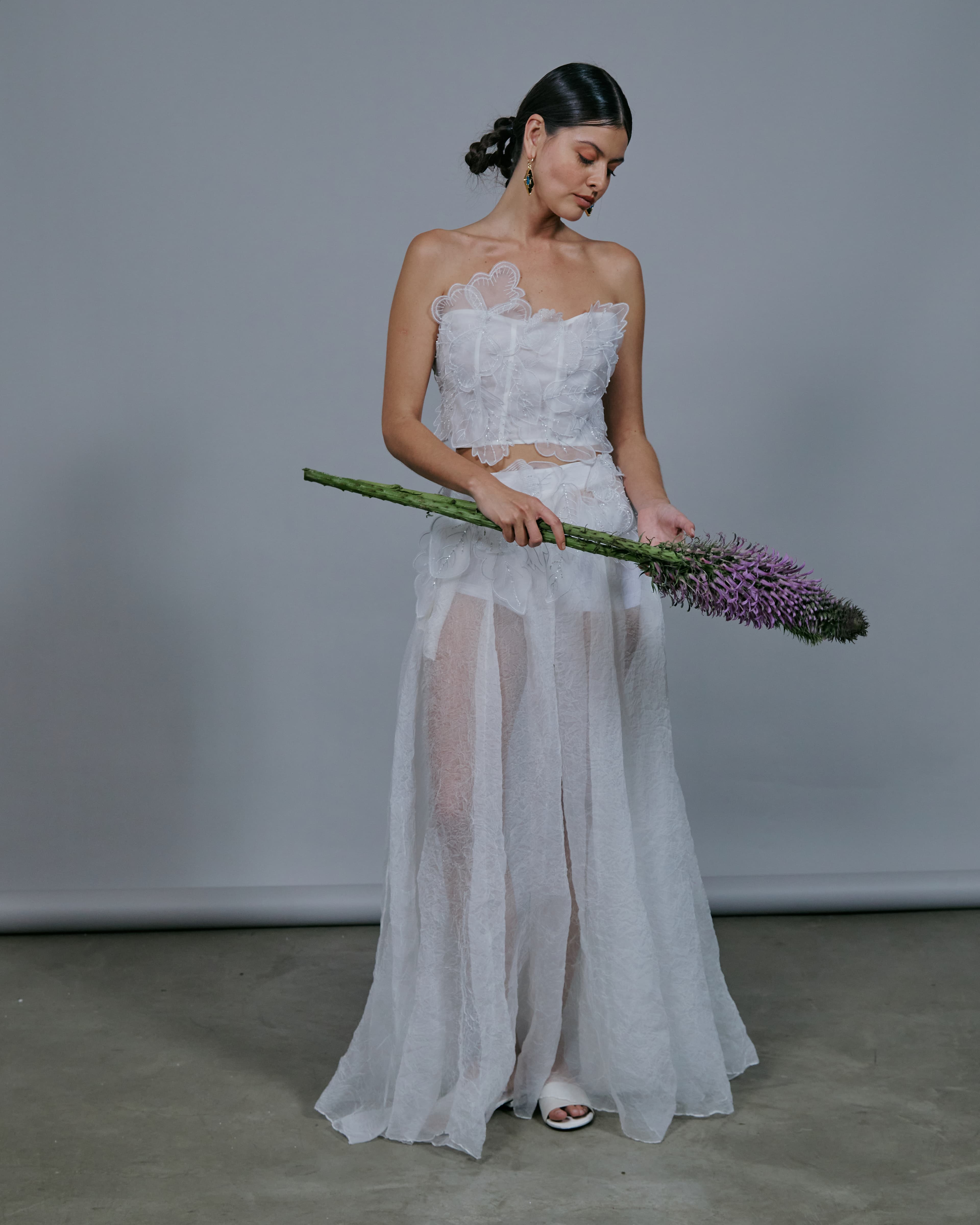 Top & Saia Com Flores Bordadas