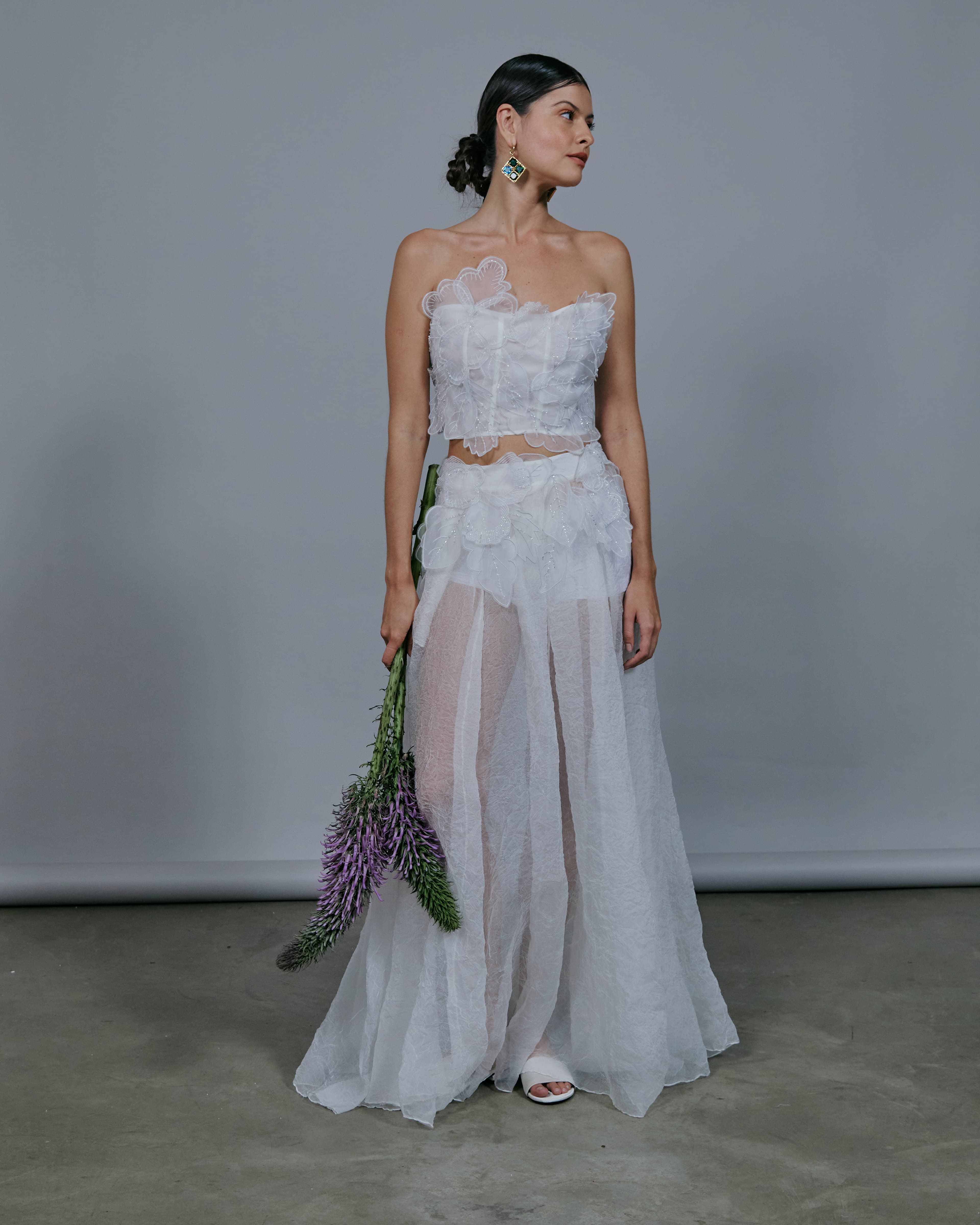 Top & Saia Com Flores Bordadas